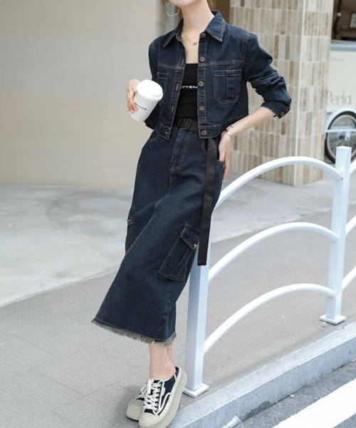 FAVORITO(ファヴォリート)の「デニムショートトップススカートセットアップ(セットアップ・レディース・ブルー・S/M/L)」の6枚目の写真