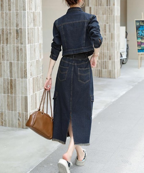 FAVORITO(ファヴォリート)の「デニムショートトップススカートセットアップ(セットアップ・レディース・ブルー・S/M/L)」の4枚目の写真