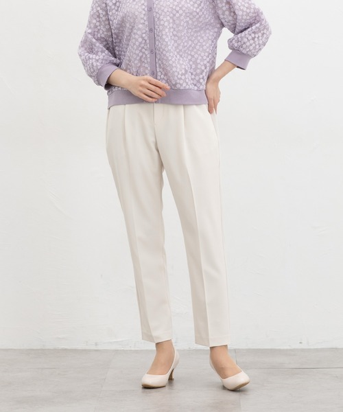 Honeys（ハニーズ）の「【美ージー・ストレッチ・マシンウォッシャブル・イージーケア】美ージーテーパード（股下６３ｃｍ）（スラックス・レディース・ネイビー/ミント/ラベンダー/ピンク/ライトグレー系2/ライトグレー系1/ブラック/アイボリー・3L/L/LL/M/S/SS）」の2枚目の写真