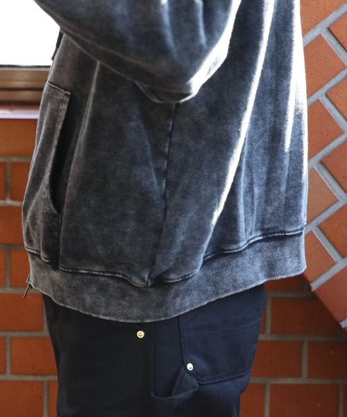 ８(eight)（エイト）の「製品加工ラインストーンジップパーカー（パーカー・メンズ・ブラック/ピンク・MEDIUM/LARGE）」の14枚目の写真