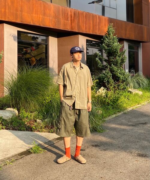 MUDSALT（マッドソルト）の「ツーピンタックワイドバミューダパンツオリーブ（その他パンツ・メンズ・その他・1/2/3）」の14枚目の写真
