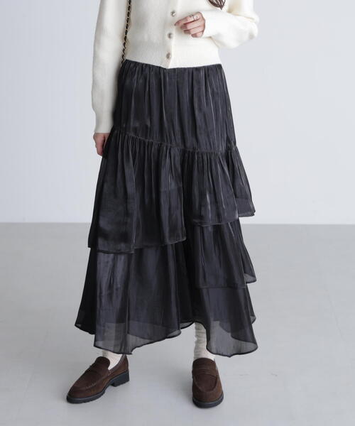 FREE'S MART（フリーズマート）の「シャイニーフリルティアードスカート（スカート・レディース・ホワイト/グレー/ブラック・MEDIUM/SMALL）」の6枚目の写真