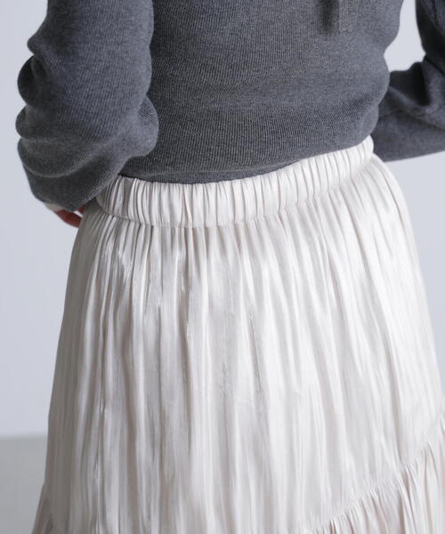 FREE'S MART（フリーズマート）の「シャイニーフリルティアードスカート（スカート・レディース・ホワイト/グレー/ブラック・MEDIUM/SMALL）」の22枚目の写真