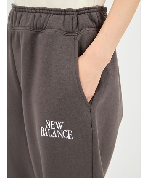 NEW BALANCE（ニューバランス）の「【New Balance for emmi】Track side フリースバレルパンツ（その他パンツ・レディース・ライトグレー・M/S）」の11枚目の写真