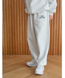 NEW BALANCE | 【New Balance for emmi】Track side フリースバレルパンツ(その他パンツ)