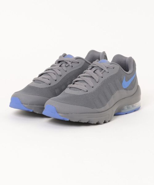 NIKE(ナイキ)の「《NIKE》エア マックス インビガー(スニーカー・メンズ・ブラック×レッド/ホワイト系その他/ブラック×ホワイト/グレー系その他・28.0cm/27.5cm/27.0cm/26.5cm/26.0cm/25.5cm)」の2枚目の写真