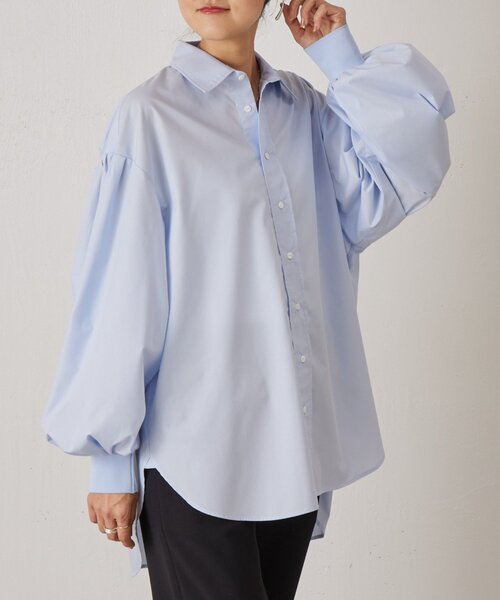 LIVETART（リヴェタート）の「《LIVETART》袖ボリュームシャツ（シャツ/ブラウス・レディース・ブルー/ホワイト・FREE）」の2枚目の写真