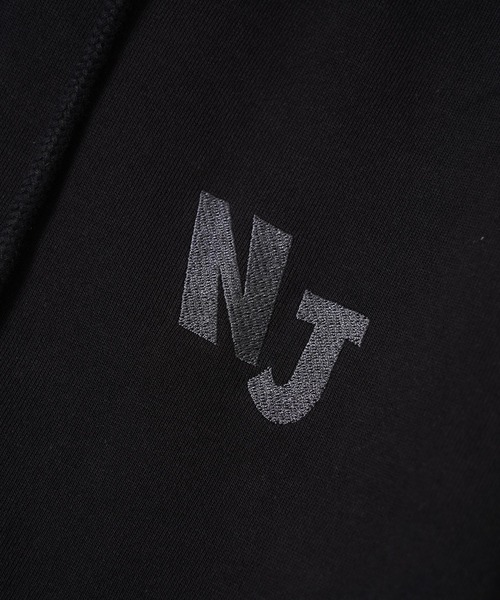 1111clothing(ワンフォークロージング)の「NEW JACK 刺繍 クロップド ZIPパーカー / NEW JACK Embroidered Cropped Zip Hoodie(パーカー・メンズ・グレイッシュベージュ/ブラック・M/L)」の17枚目の写真