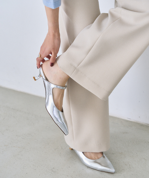 LE TALON（ルタロン）の「《追加》4.5cmポインテッドストラップミュール（パンプス・レディース・ピンク/シルバー/ブラック/キャメル・X-SMALL/SMALL/MEDIUM/LARGE/X-LARGE）」の4枚目の写真