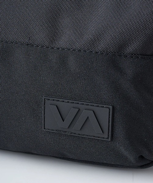 RVCA(ルーカ)の「【RVCA/ルーカ】 レディースショルダーバッグ/ルーカ ロゴワンポイント ナイロン ボディバッグ・ウエストポーチ(ボディバッグ/ウエストポーチ・レディース・ブラック・FREE)」の4枚目の写真