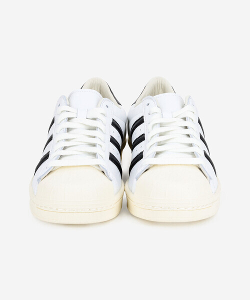 adidas（アディダス）の「adidas | SUPERSTAR VINTAGE WHITE MEN（スニーカー・メンズ・ホワイト系その他・27/27.5/28/26/26.5）」の4枚目の写真