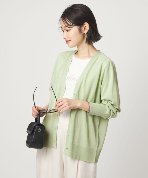 green label relaxing（グリーンレーベルリラクシング）の「シャーリー Vネック ニット カーディガン ウォッシャブル（カーディガン/ボレロ・レディース・ブラック/ライム/ベージュ・FREE）」の21枚目の写真