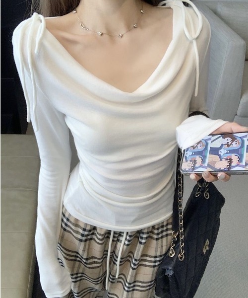 ViViDAY（ビビデー）の「ワンショルダーサイドリボン付き長袖カットソー（Tシャツ/カットソー・レディース・ブラック/ホワイト/グレー・M）」の16枚目の写真