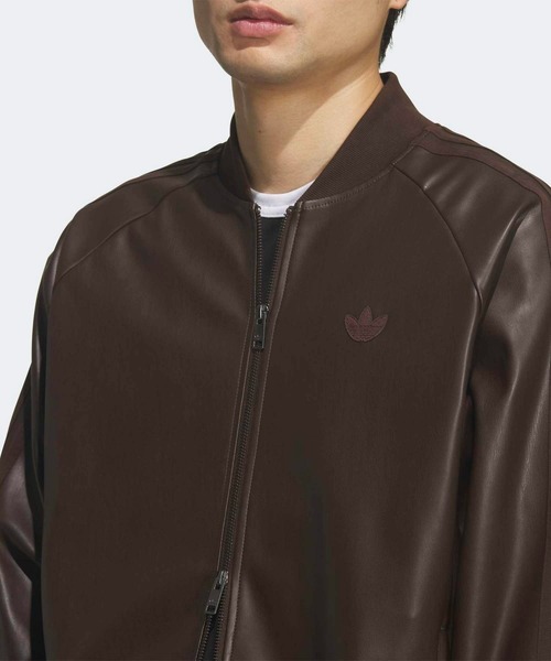 adidas(アディダス)の「SSTプレザージャケット / アディダスオリジナルス adidas Originals(ジャージ・メンズ・ブラウン・4XL/3XL/XX-LARGE/X-SMALL/X-LARGE/LARGE/MEDIUM/SMALL)」の8枚目の写真