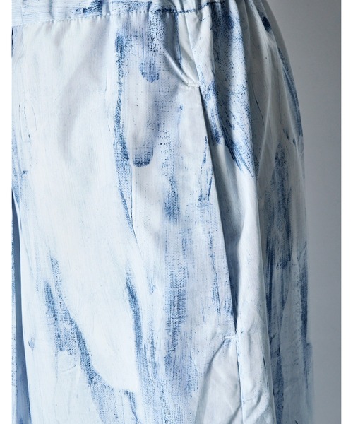 RUMCHE(ラムシェ)の「"Cloud" Trousers / クラウドパンツ(スラックス・レディース・ホワイト系その他・MEDIUM/SMALL)」の7枚目の写真