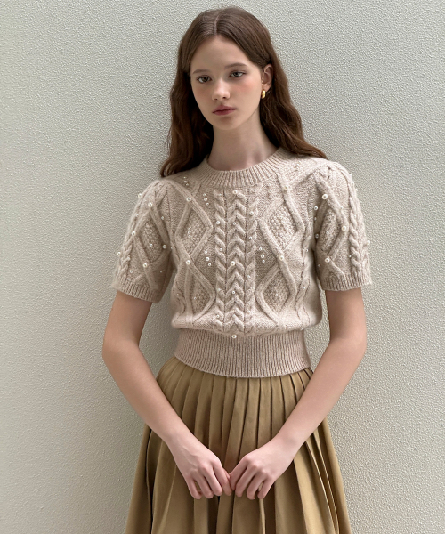 LAUTREDE MIN(ロートルドミン)の「Pearl Beige Knit(ニット/セーター・レディース・アイボリー・MEDIUM/SMALL)」の1枚目の写真