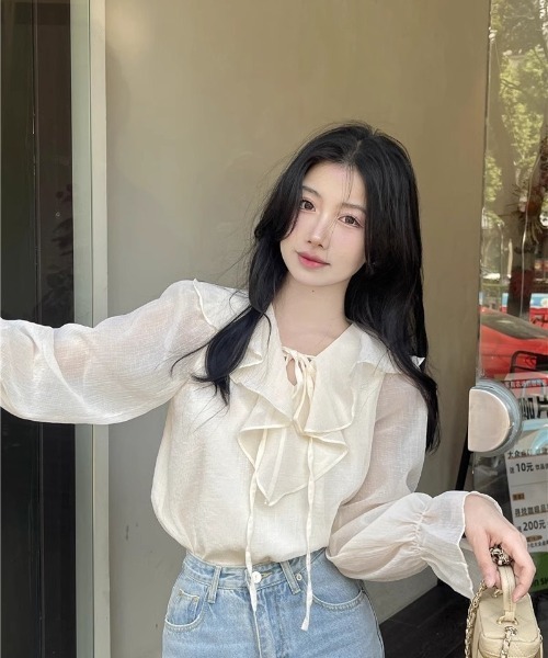 Ritzy(リッツィー)の「フリルネックシアーブラウス(シャツ/ブラウス・レディース・ベージュ・M)」の16枚目の写真