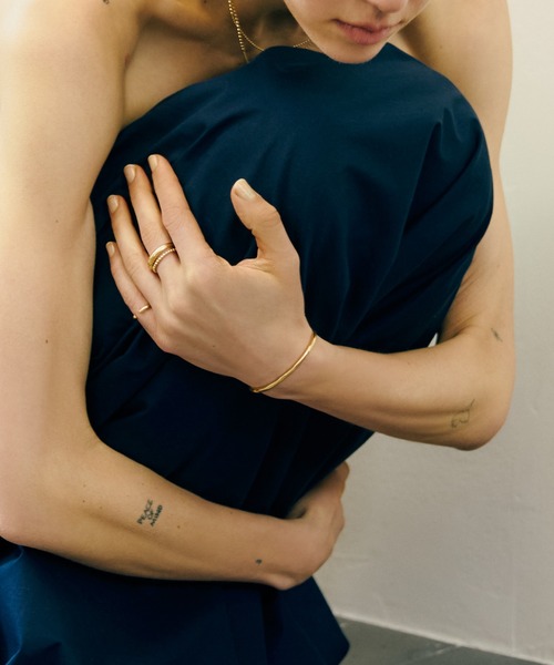 TEN.(テン)の「【新作】18KGP トレイルバングル(ブレスレット・レディース・ゴールド・FREE)」の6枚目の写真