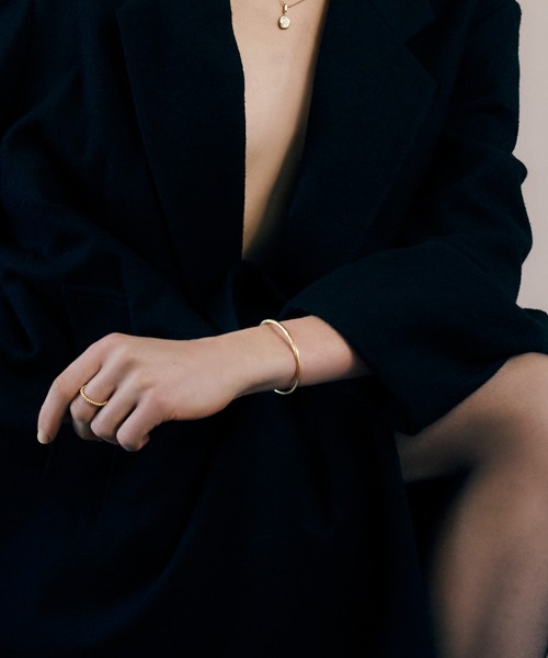 TEN.(テン)の「【新作】18KGP トレイルバングル(ブレスレット・レディース・ゴールド・FREE)」の4枚目の写真