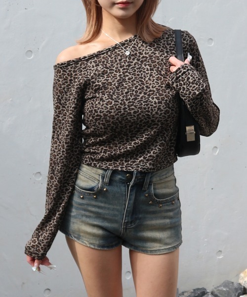 tinkerend（ティンカーエンド）の「Leopard One-shoulder Tops / レオパードワンショルダートップス（シャツ/ブラウス・レディース・ブラック/ブラウン・FREE）」の20枚目の写真