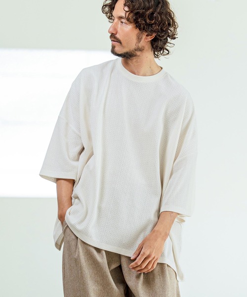 Magine（マージン）の「mn3226- Knit Look Side Slit Relax Fit T-Shirt ニットソーTシャツ(MGN-261-014)（ニット/セーター・メンズ・ベージュ/ブラック/オフホワイト・48/46/44）」の5枚目の写真