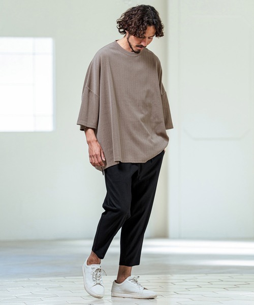 Magine（マージン）の「mn3226- Knit Look Side Slit Relax Fit T-Shirt ニットソーTシャツ(MGN-261-014)（ニット/セーター・メンズ・ベージュ/ブラック/オフホワイト・48/46/44）」の13枚目の写真