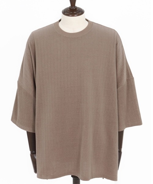 Magine（マージン）の「mn3226- Knit Look Side Slit Relax Fit T-Shirt ニットソーTシャツ(MGN-261-014)（ニット/セーター・メンズ・ベージュ/ブラック/オフホワイト・48/46/44）」の19枚目の写真