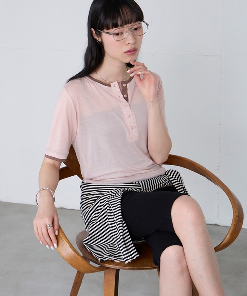 forksy.(フォルクシー)の「【forksy.】<エブリデイシリーズ>クールシアー 配色 ヘンリーネック Tシャツ / 接触冷感(Tシャツ/カットソー・レディース・杢グレー/ピンク/イエロー/オフホワイト/ブラウン/ブラック/ライトブルー・FREE)」の7枚目の写真