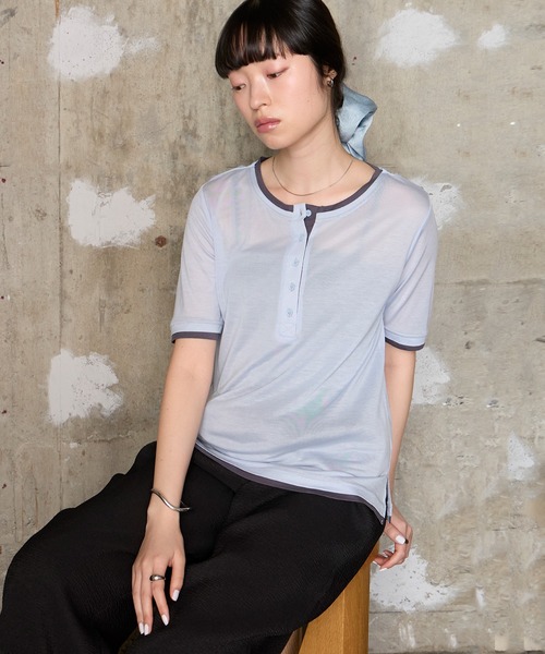 forksy.(フォルクシー)の「【forksy.】<エブリデイシリーズ>クールシアー 配色 ヘンリーネック Tシャツ / 接触冷感(Tシャツ/カットソー・レディース・杢グレー/ピンク/イエロー/オフホワイト/ブラウン/ブラック/ライトブルー・FREE)」の5枚目の写真