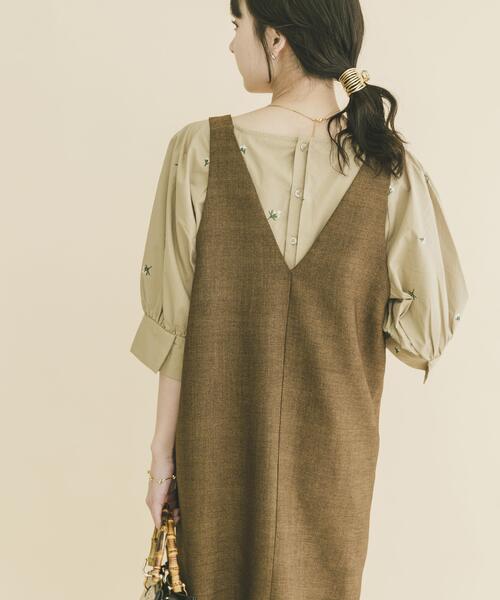 ITEMS URBANRESEARCH（アイテムズ アーバンリサーチ）の「タックスリーブ刺シュウブラウス（シャツ/ブラウス・レディース・ブラック/ベージュ・FREE）」の15枚目の写真