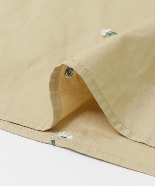 ITEMS URBANRESEARCH（アイテムズ アーバンリサーチ）の「タックスリーブ刺シュウブラウス（シャツ/ブラウス・レディース・ブラック/ベージュ・FREE）」の22枚目の写真