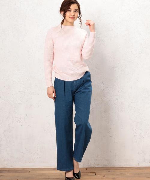 green label relaxing（グリーンレーベルリラクシング）の「CB INDIGOインタック テーパード パンツ◆（デニムパンツ・レディース・ライトブルー/ネイビー・38/40/36）」の6枚目の写真