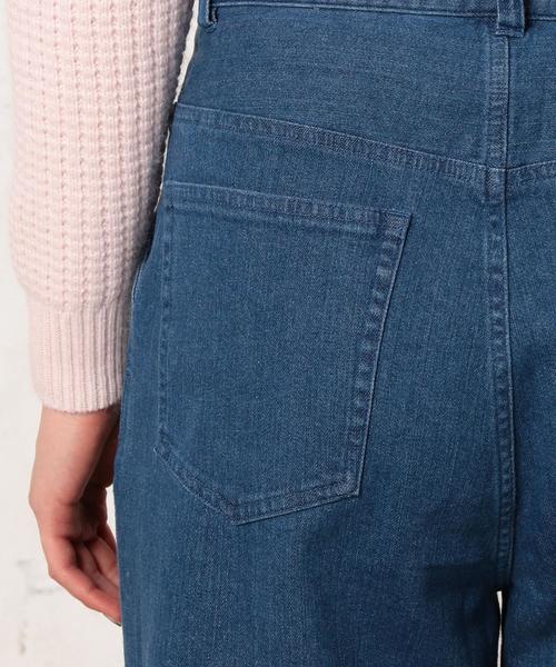 green label relaxing（グリーンレーベルリラクシング）の「CB INDIGOインタック テーパード パンツ◆（デニムパンツ・レディース・ライトブルー/ネイビー・38/40/36）」の12枚目の写真