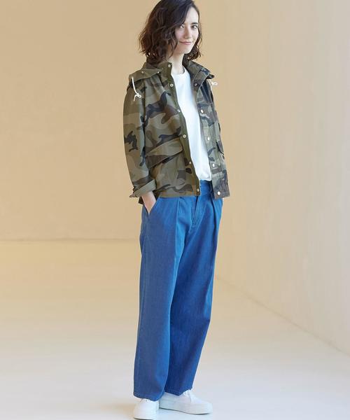 green label relaxing（グリーンレーベルリラクシング）の「CB INDIGOインタック テーパード パンツ◆（デニムパンツ・レディース・ライトブルー/ネイビー・38/40/36）」の10枚目の写真