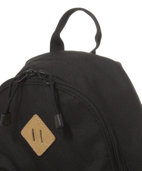 THE NORTH FACE（ザノースフェイス）の「【THE NORTH FACE(ザ・ノース・フェイス)】バークレーミニ(KIDS)（バックパック/リュック・キッズ・ベージュ/レッド/ブラック/ネイビー・FREE）」の8枚目の写真