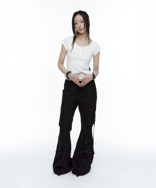 ROUGHNECK(ラフネック)の「ブーツカットカーゴストラップパンツブラック(その他パンツ・レディース・その他・SMALL/MEDIUM)」の7枚目の写真