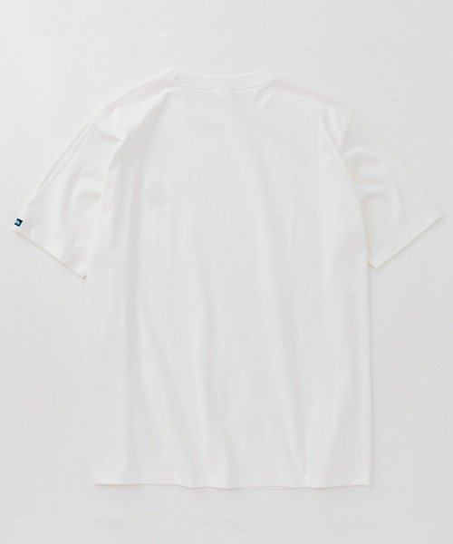 KAVU(カブー)の「KAVU/カブー OP Pineapple Tee/ワンポイントパイナップルTシャツ(Tシャツ/カットソー・メンズ・ホワイト/グレー・MEDIUM/LARGE/X-LARGE)」の3枚目の写真