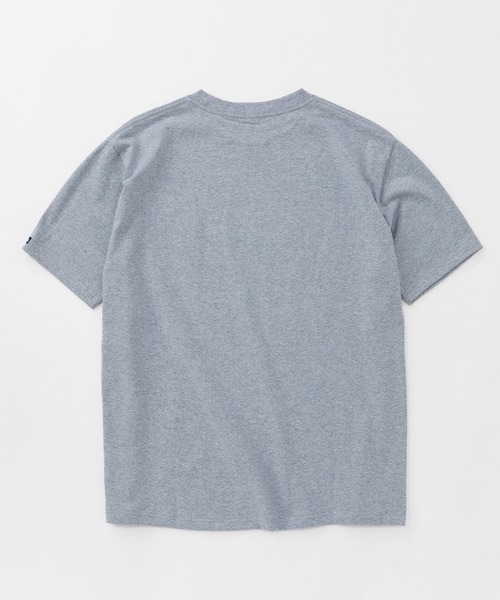 KAVU(カブー)の「KAVU/カブー OP Pineapple Tee/ワンポイントパイナップルTシャツ(Tシャツ/カットソー・メンズ・ホワイト/グレー・MEDIUM/LARGE/X-LARGE)」の7枚目の写真