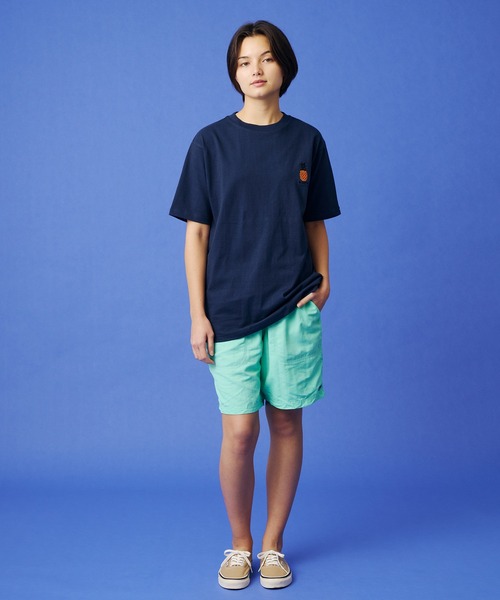 KAVU(カブー)の「KAVU/カブー OP Pineapple Tee/ワンポイントパイナップルTシャツ(Tシャツ/カットソー・メンズ・ホワイト/グレー・MEDIUM/LARGE/X-LARGE)」の16枚目の写真