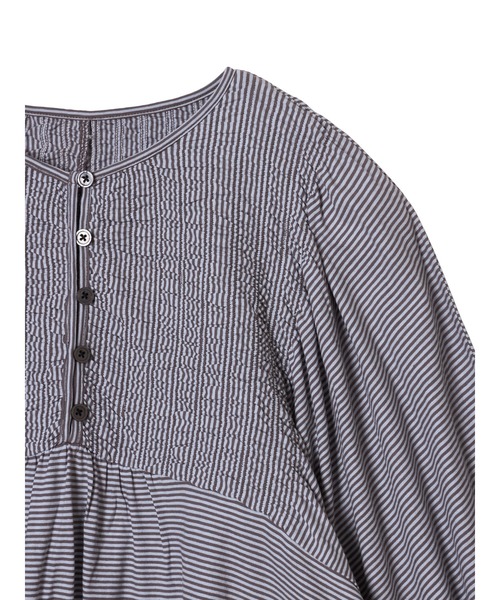 crinkle crinkle crinkle（クリンクルクリンクルクリンクル）の「【crinkle crinkle crinkle】border cutsew/ボーダーカットソー（Tシャツ/カットソー・レディース・グレー/ブラック・FREE）」の4枚目の写真