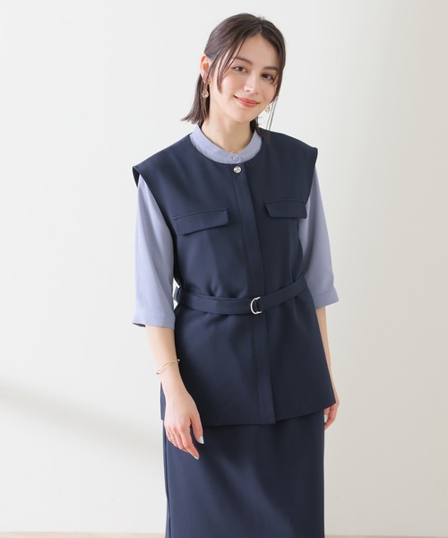 GLACIER lusso(グラシアルッソ)の「ベルト付ノーカラージレ(ベスト・レディース・ベージュ系/ブラウン/ネイビー・LL/L/S/M)」の15枚目の写真