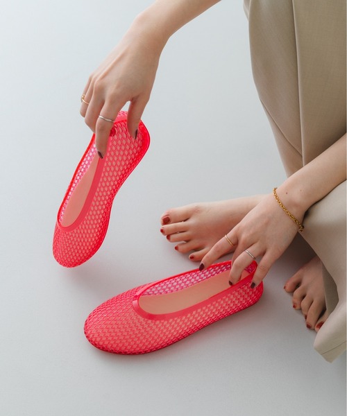 RODE SKO（ロデスコ）の「クリアカラーフラットシューズ（バレエシューズ・レディース・クリア/レッド/ミント/ブラック・37/36/38）」の4枚目の写真