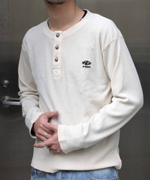 A'gem(エージェム)の「A'GEM/9 × .kom 『A'gem/エージェム』Bone Print Henley Neck Long Sleeve/ボーンプリントヘンリーネックロングスリーブ(Tシャツ/カットソー・メンズ・アイボリー/チャコールグレー・FREE)」の11枚目の写真