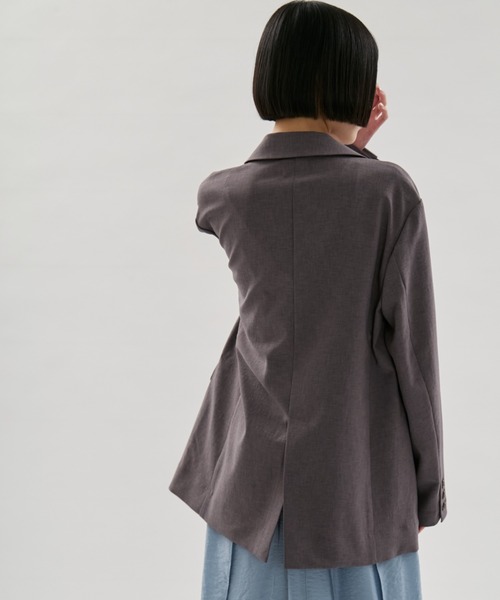 emmi(エミ)の「リラックスダブルブレストジャケット【セットアップ対応】(テーラードジャケット・レディース・チャコールグレー/ライム・1/0)」の10枚目の写真