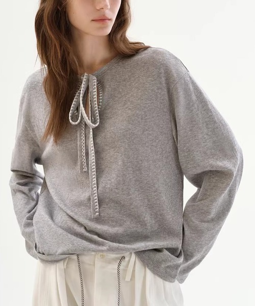 Fano Studios（ファノ ストゥディオズ）の「配色ステッチ リボン ロングスリーブトップス FC26S141【Fano Studios】【2026SS】（Tシャツ/カットソー・レディース・グレー・S/M/L）」の7枚目の写真