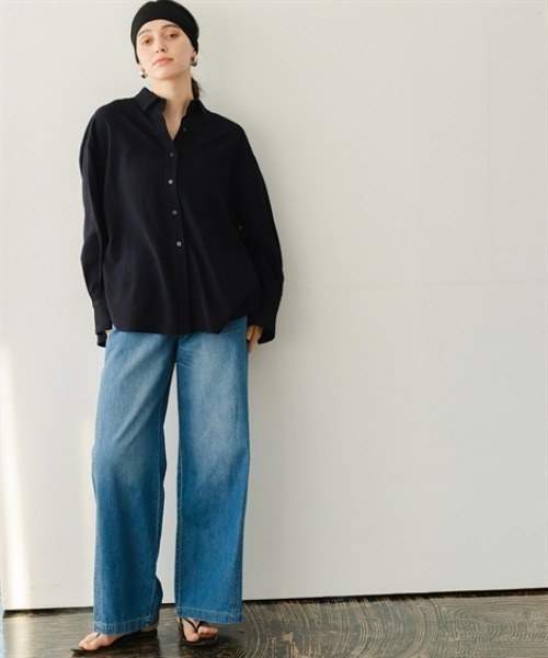 Maison INNESS（メゾンアイネス）の「ニュアンスエアリードビーオーバーサイズシャツ（シャツ/ブラウス・レディース・ネイビー・5L～6L/3L～4L/L～LL/S～Ｍ）」の10枚目の写真