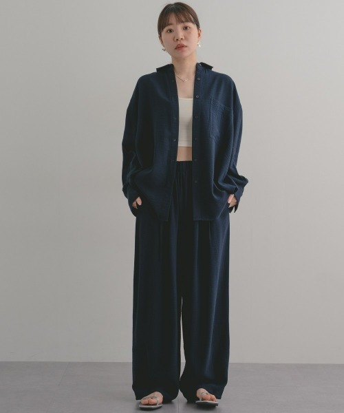 Maison INNESS（メゾンアイネス）の「ニュアンスエアリードビーオーバーサイズシャツ（シャツ/ブラウス・レディース・ネイビー・5L～6L/3L～4L/L～LL/S～Ｍ）」の16枚目の写真