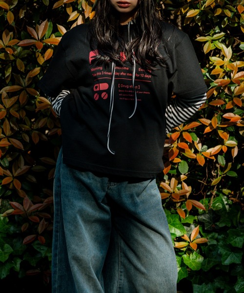 FLUKE HOLIC（フロックホリック）の「Prescription logo TEE（Tシャツ/カットソー・レディース・ブラック/レッド/ネイビー・LARGE/SMALL/MEDIUM）」の15枚目の写真