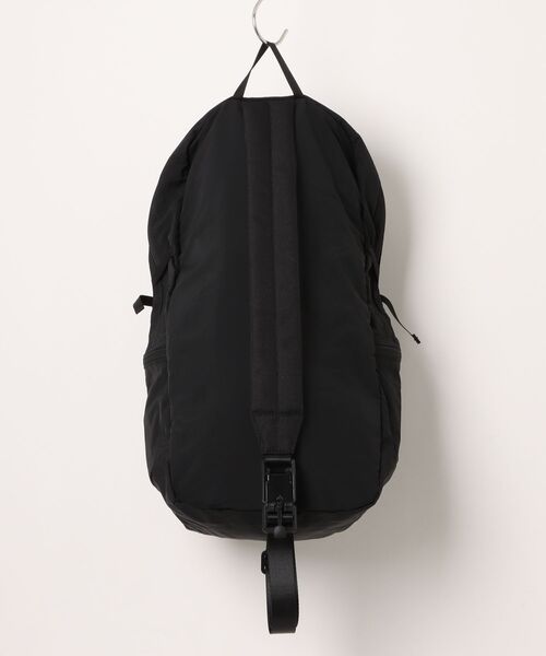 NOIR(ノワール)の「light sling bag(メッセンジャーバッグ・メンズ・ブラック系その他/ブラック・FREE)」の3枚目の写真