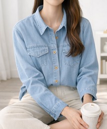 さわやかな色合いでコーデを明るく! デニム風ベーシックシャツ